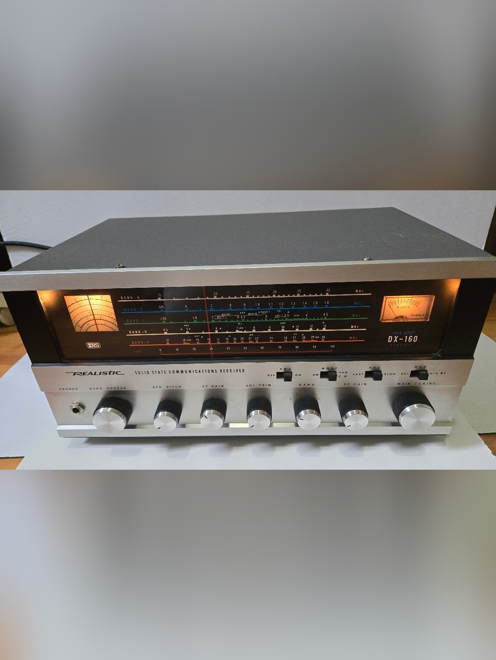 Realistic DX-160 Shortwave Radio Receiver